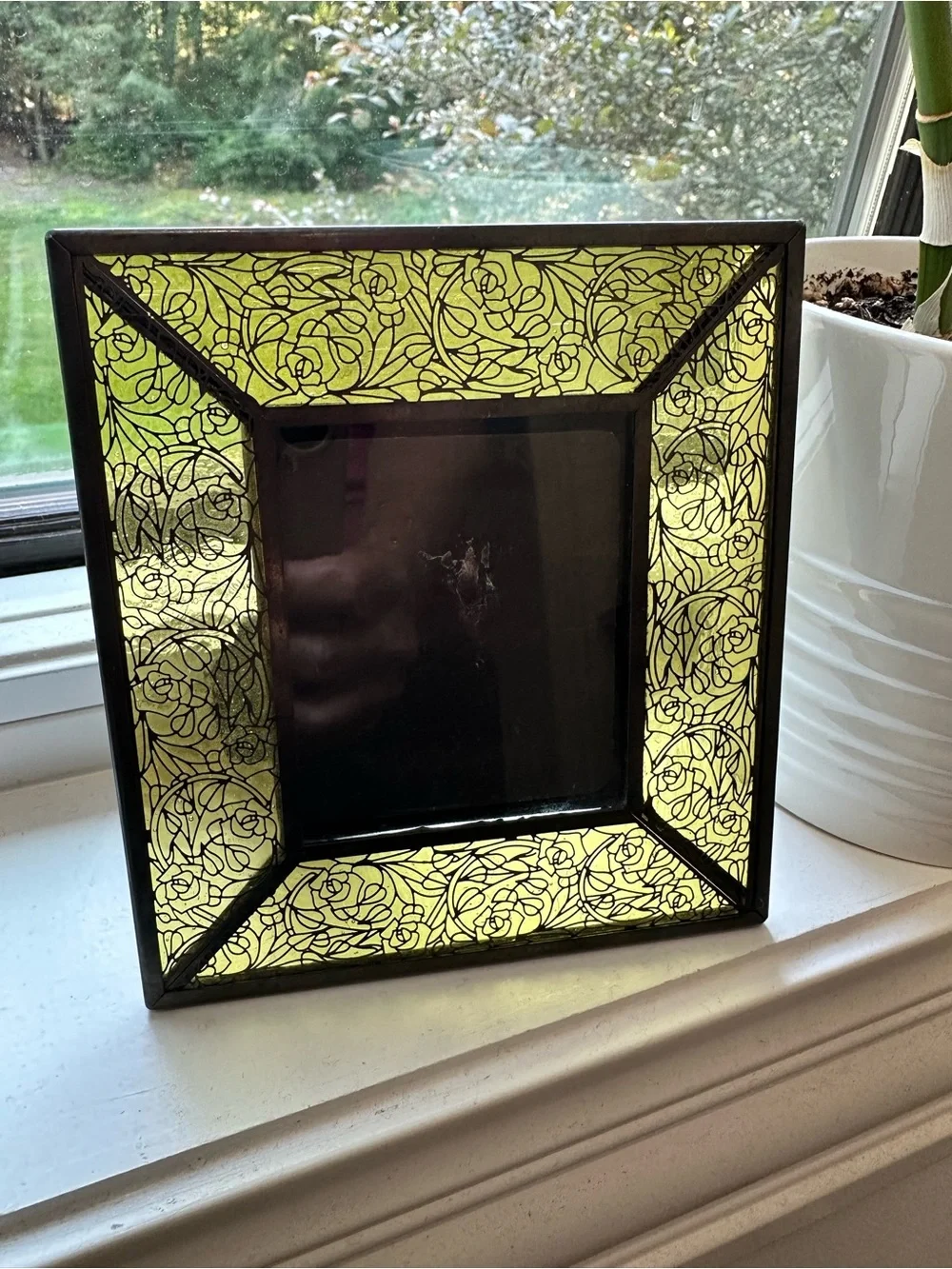 Vintage Studio Yellow Stained Glass Picture Frame Etched Metal Roses Metal Trim